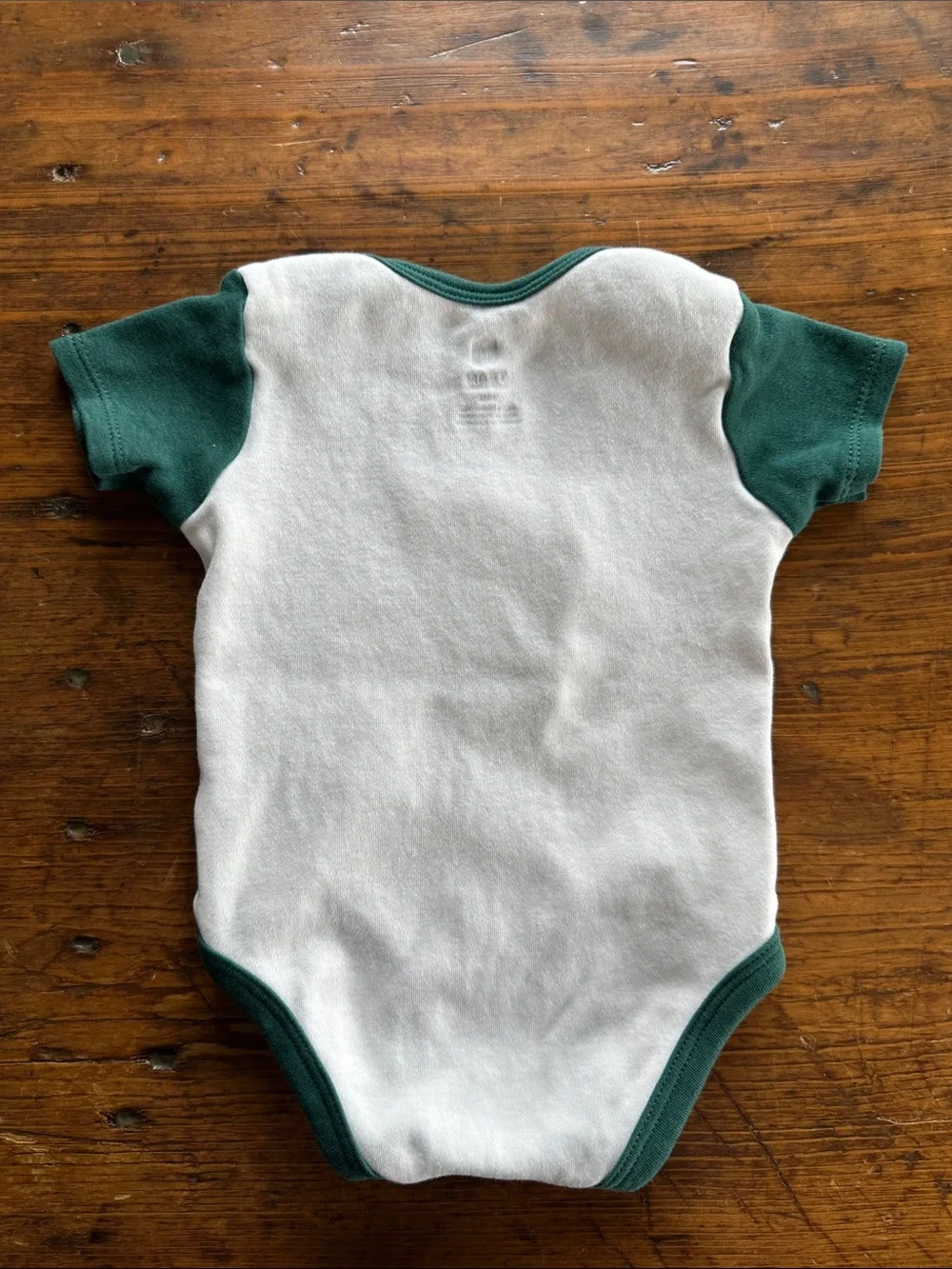 Philadelphia Eagles Infant One-Piece Bodysuit in Green and White